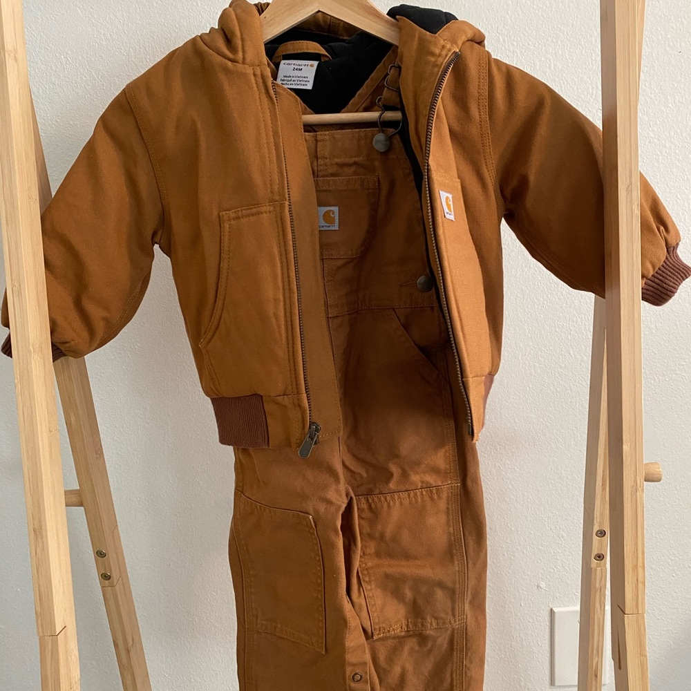 Carhartt Overall,Coat and socks. Only worn twice,amazing quality and condition.